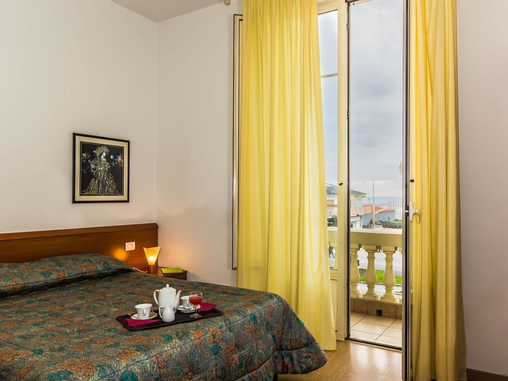 Hotel Internazionale Viareggio Zewnętrze zdjęcie